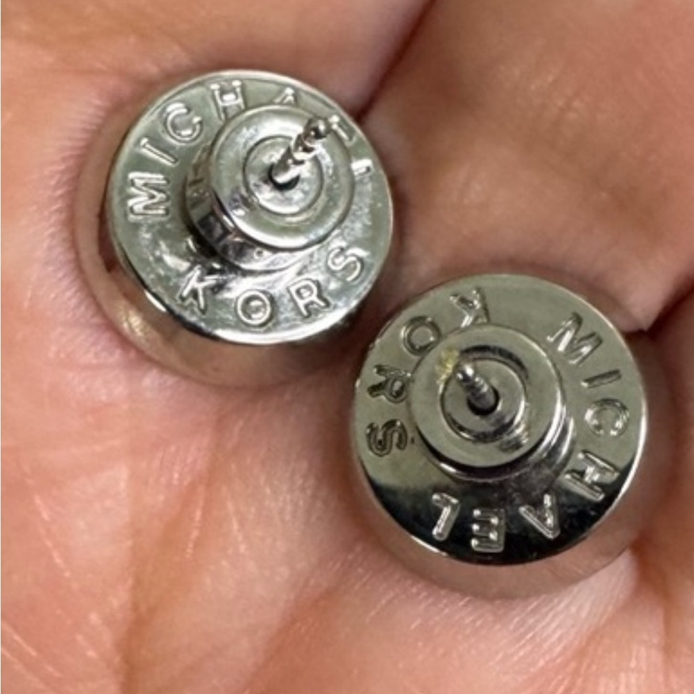 Elegant Michael Kors Silver Stud Earrings - Picture 5 of 6